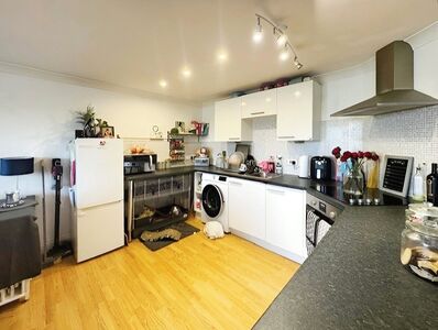 2 bedroom  Flat to rent