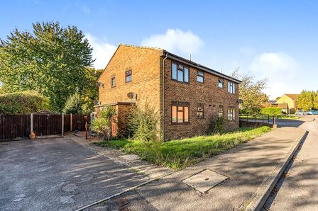 Harvesters Way, 1 bedroom End Terrace House for sale, £240,000