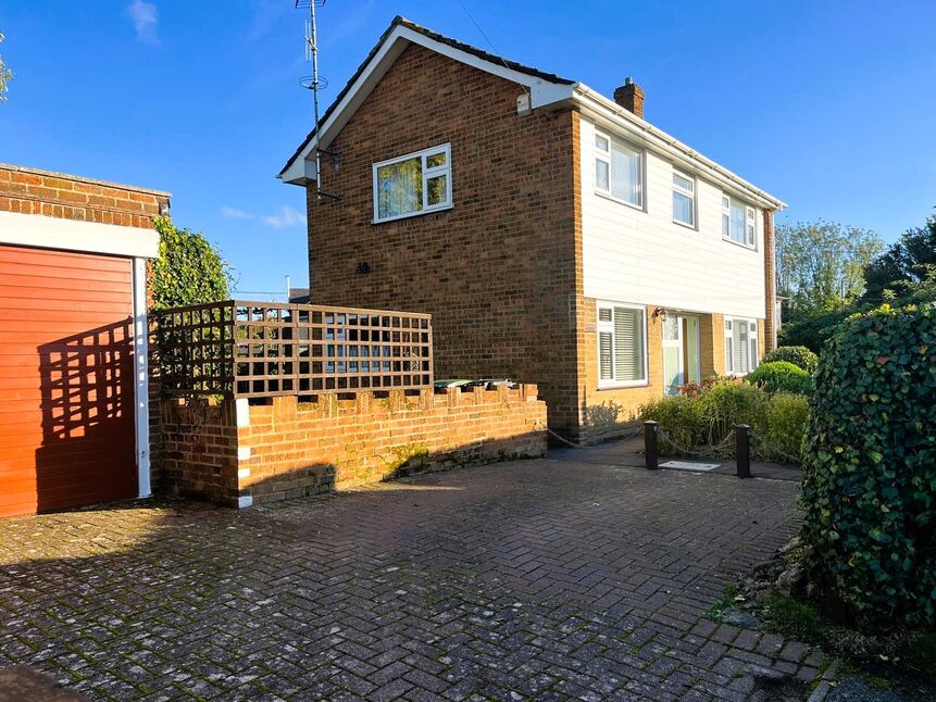 Main image of 3 bedroom Detached House for sale, Green Lane, Langley, Kent, ME17