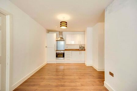 1 bedroom  Flat for sale