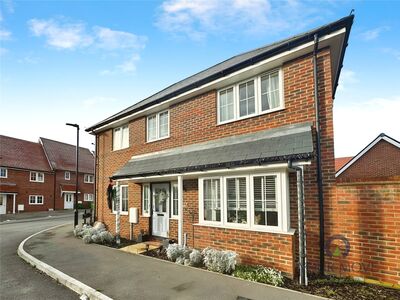 Bramble Close, 3 bedroom Detached House for sale, £450,000