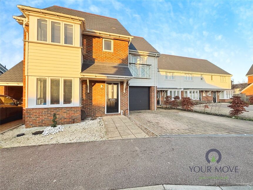 Main image of 4 bedroom Detached House for sale, Amisse Drive, Snodland, United Kingdom, me6