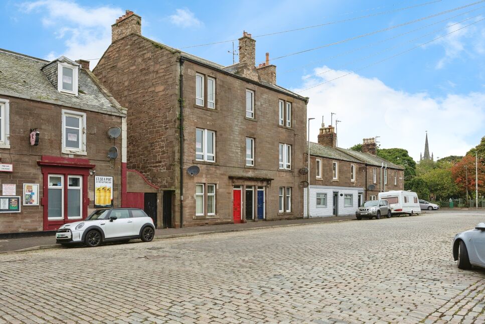 Main image of 2 bedroom  Flat for sale, Erskine Street, Montrose, Angus, DD10