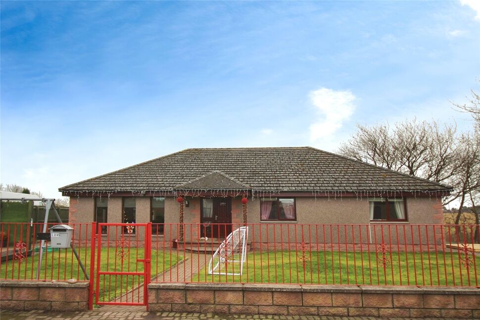 Main image of 3 bedroom Detached Bungalow to rent, Arbroath, Angus, DD11