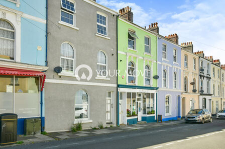 Admiralty Street, 1 bedroom  Flat to rent, £800 pcm