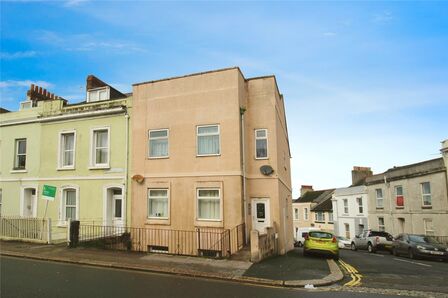 North Road West, 2 bedroom  Flat to rent, £775 pcm