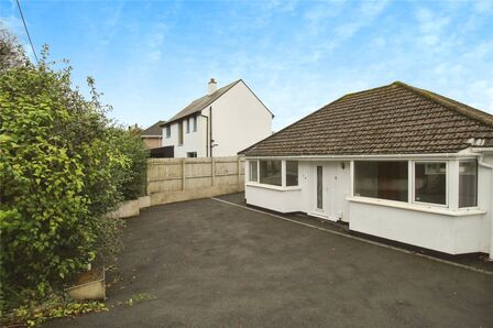 Cornwood Road, 3 bedroom Detached Bungalow to rent, £1,000 pcm