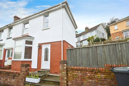 Mallock Road, 2 bedroom  House to rent, £950 pcm