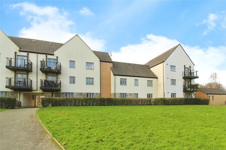 Orleigh Cross, 2 bedroom  Flat for sale, £170,000