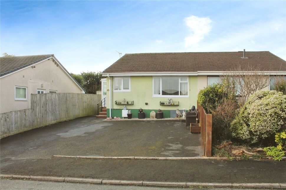 2 bedroom Semi Detached Bungalow for sale