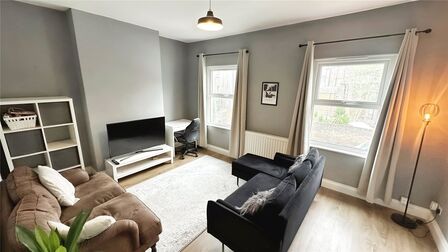 1 bedroom  Flat to rent