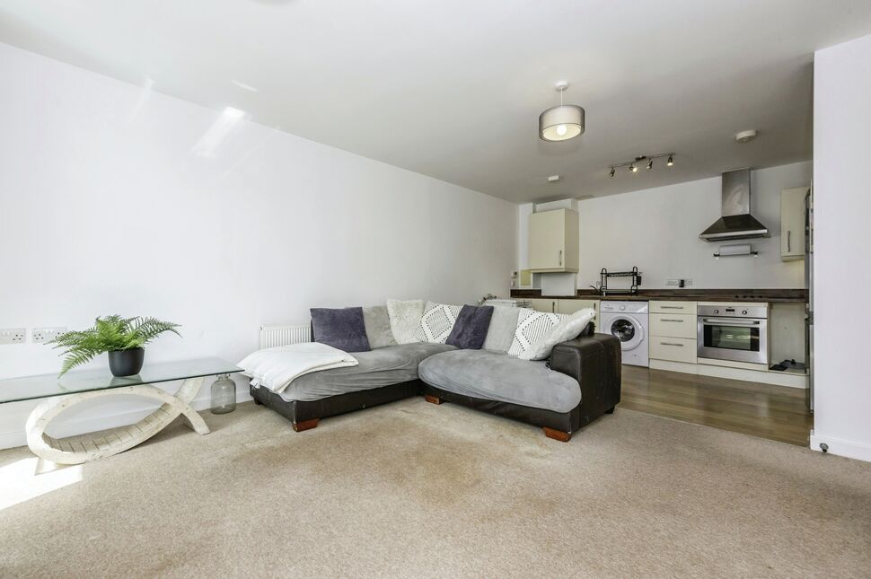 1 bedroom  Flat for sale