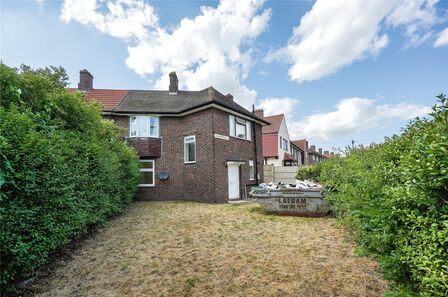 3 bedroom End Terrace House for sale