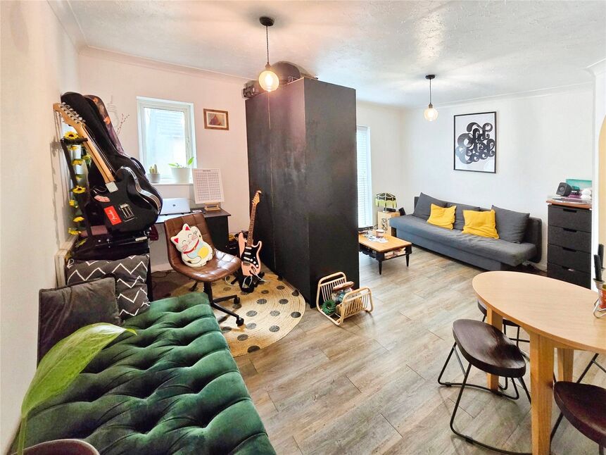 Main image of  Flat for sale, Farrow Lane, London, SE14