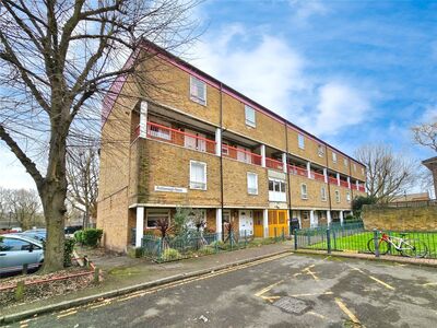 Sharratt Street, 3 bedroom  Flat for sale, £375,000