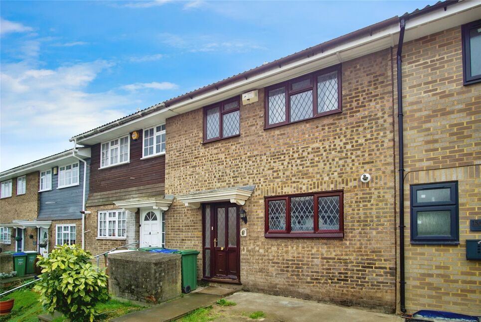 Main image of 3 bedroom Mid Terrace House to rent, Myrtle Close, Erith, DA8