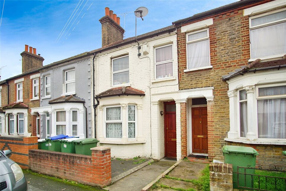 Main image of 3 bedroom Mid Terrace House for sale, Riverdale Road, Erith, DA8