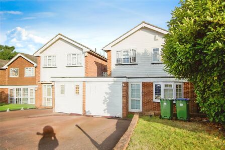 4 bedroom Link Detached House for sale