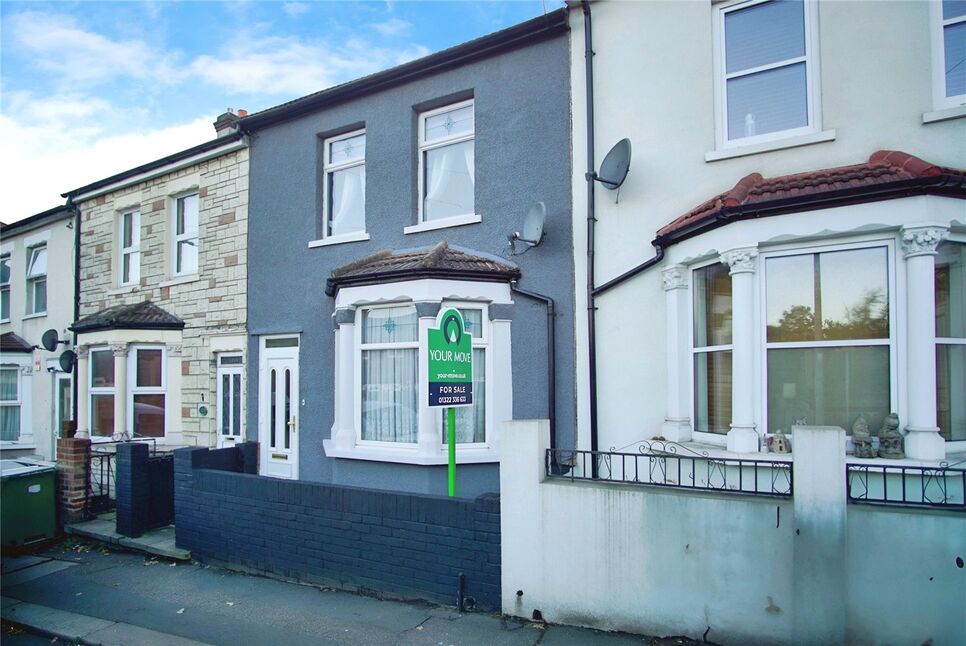 Main image of 2 bedroom Mid Terrace House for sale, Nuxley Road, Belvedere, DA17