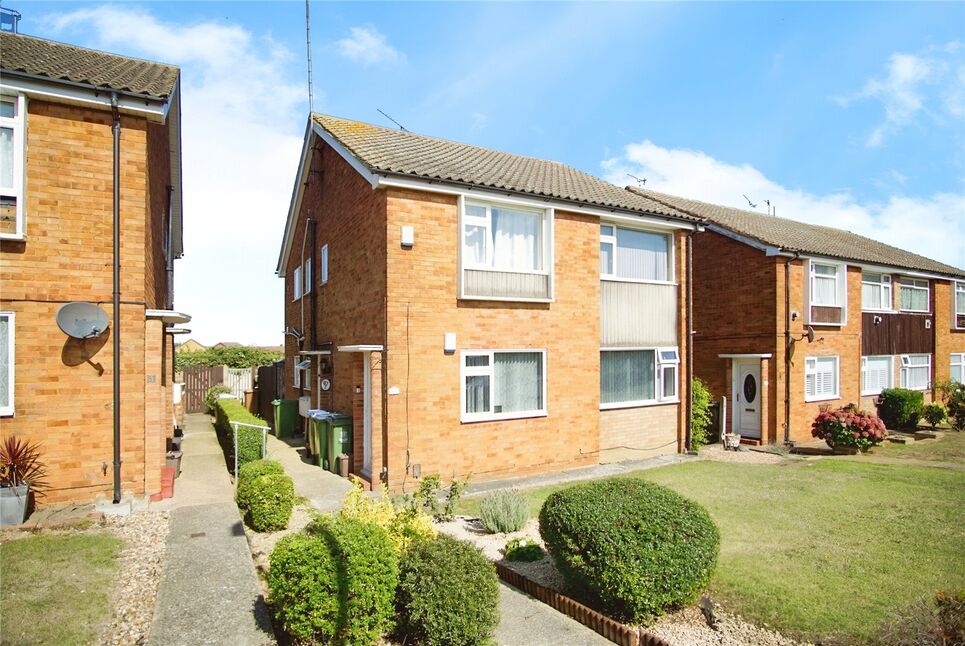 Main image of 2 bedroom  Flat for sale, Wessex Drive, Erith, Bexley, DA8