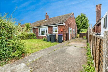 2 bedroom Semi Detached Bungalow for sale