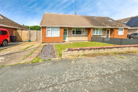 2 bedroom Semi Detached Bungalow for sale