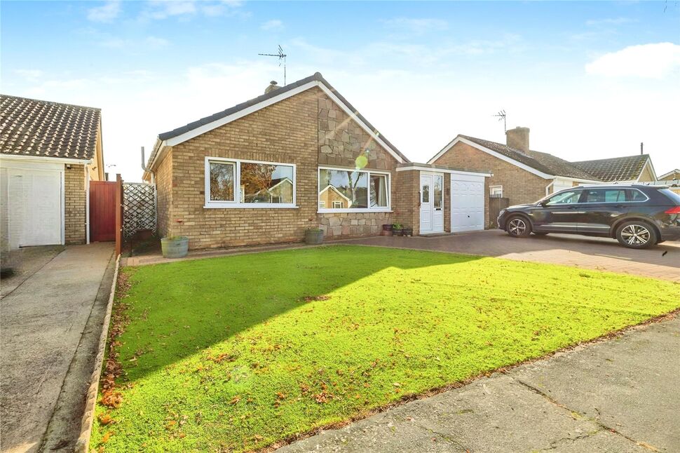 Main image of 3 bedroom Detached Bungalow for sale, Kinder Avenue, North Hykeham, Lincolnshire, LN6