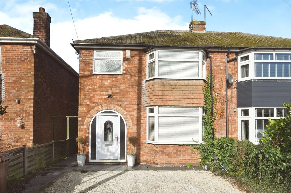 Main image of 3 bedroom Semi Detached House for sale, Sunningdale Drive, Lincoln, Lincolnshire, LN6