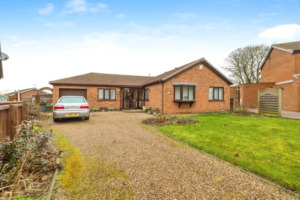 Main image of 4 bedroom Detached Bungalow for sale, Linden Avenue, Branston, Lincolnshire, LN4