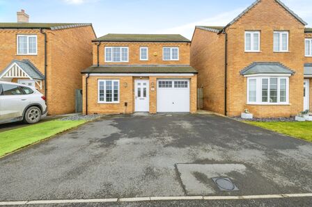 Towers Close, 3 bedroom Detached House for sale, £275,000