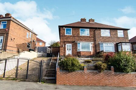 Glebe Road, 3 bedroom Semi Detached House to rent, £1,100 pcm