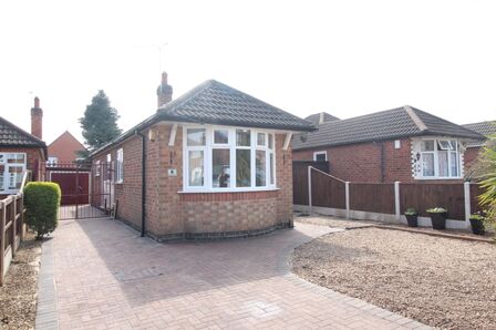 2 bedroom Detached Bungalow to rent