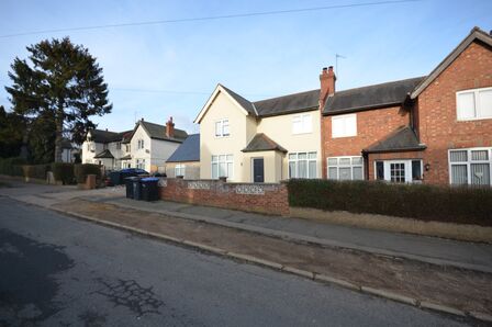 Lewis Road, 6 bedroom  House to rent, £575 pcm