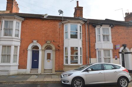 Beaconsfield Terrace, 4 bedroom  House to rent, £525 pcm