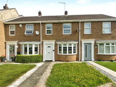 2 bedroom Mid Terrace House for sale