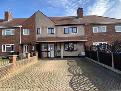 3 bedroom Mid Terrace House for sale