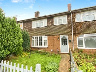 Townsends Close, 3 bedroom Mid Terrace House for sale, £230,000