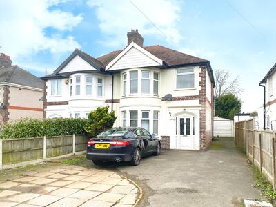 The Long Shoot, 3 bedroom Semi Detached House to rent, £1,300 pcm