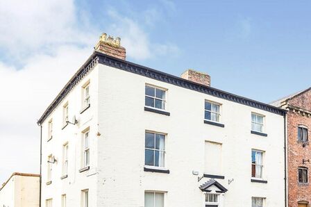 The Willow Tree Willow Street, 2 bedroom  Flat to rent, £625 pcm