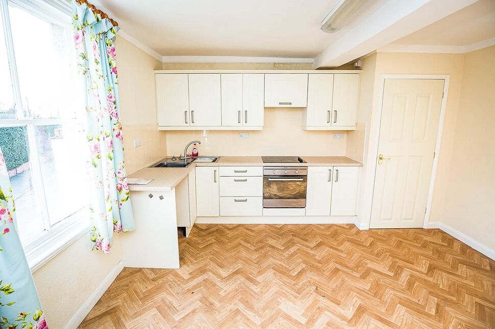 Kitchen / Breakfast Room