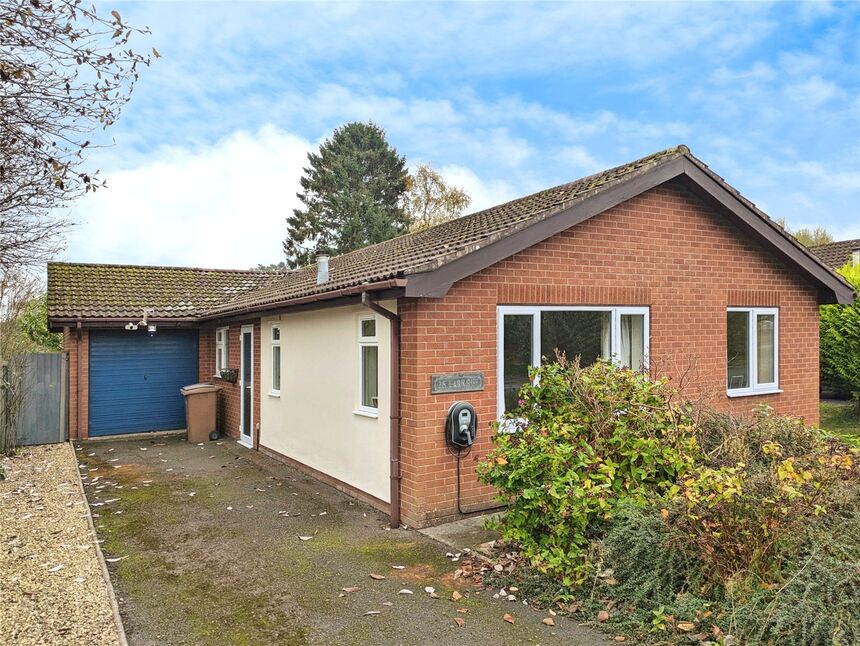 Main image of 3 bedroom Detached Bungalow for sale, Llanforda Mead, Oswestry, Shropshire, SY11