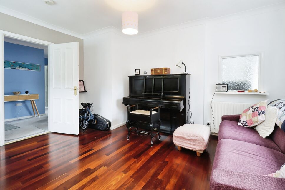 Sitting / Dining Room