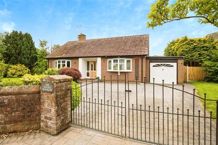 West Felton, 3 bedroom Detached Bungalow for sale, £375,900