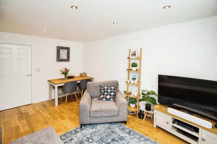 3 bedroom End Terrace House for sale