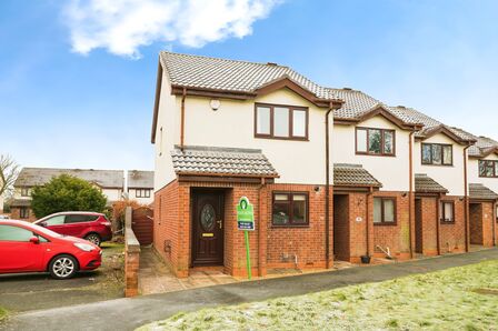 Victoria Road, 2 bedroom End Terrace House for sale, £177,500