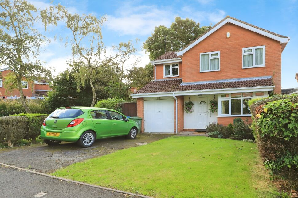 Main image of 4 bedroom Detached House for sale, Richmond Drive, Perton, Wolverhampton, WV6