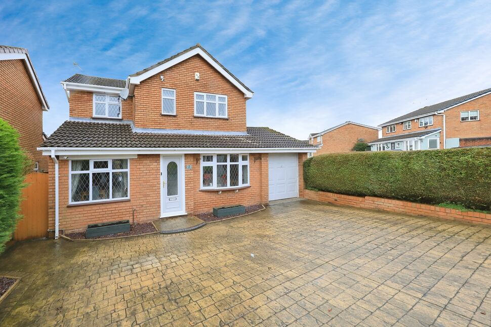 Main image of 4 bedroom Detached House for sale, Farleigh Road, Perton, Staffordshire, WV6