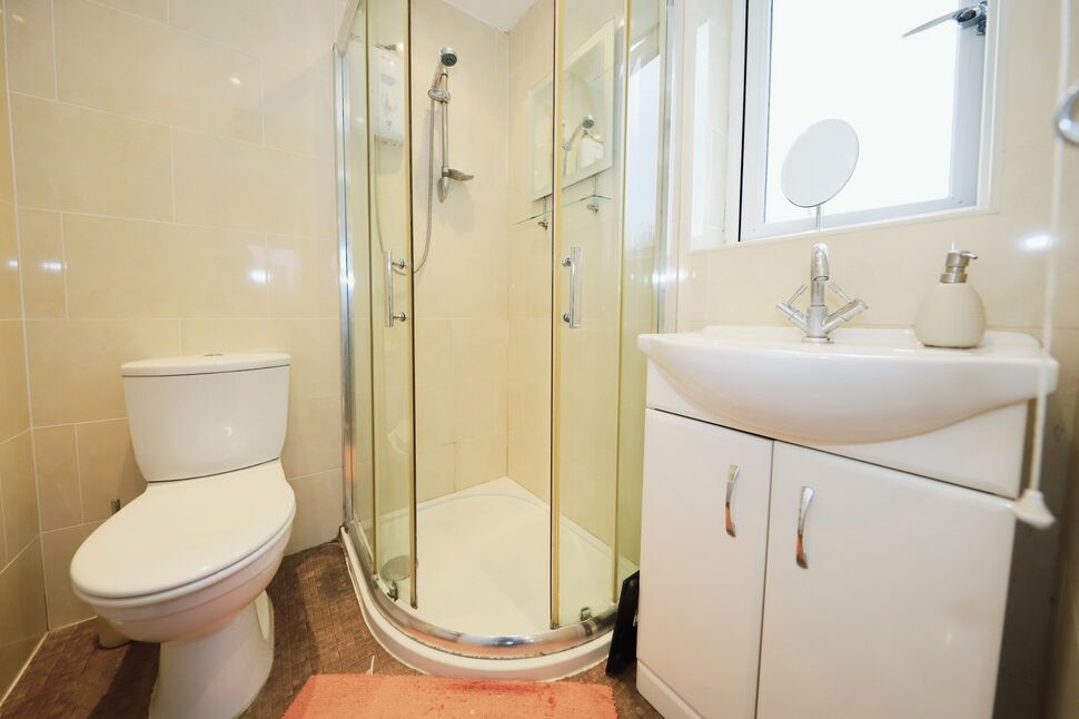 En-Suite Shower Room WC