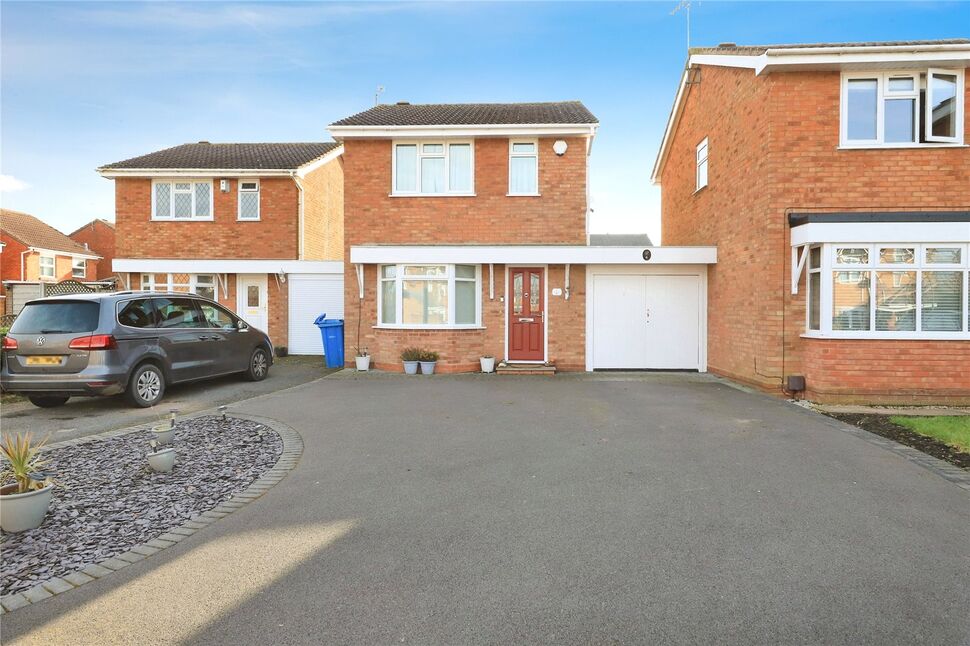 Main image of 3 bedroom Link Detached House for sale, Melrose Drive, Perton Wolverhampton, Staffordshire, WV6