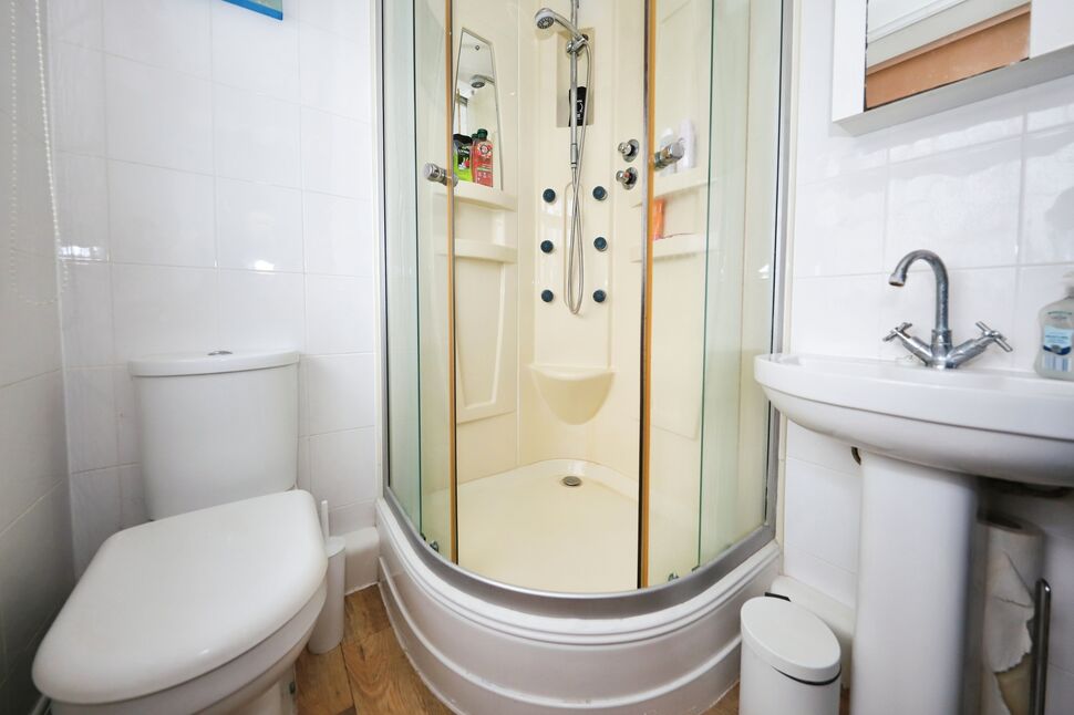 En-Suite Shower Room WC